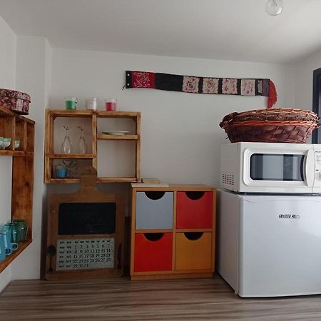 New! Great Location! Vibrant Downtown, Talpiot Market, Flea Market, Carmel Beach, Close To Everywhere Apartman Haifa Kültér fotó